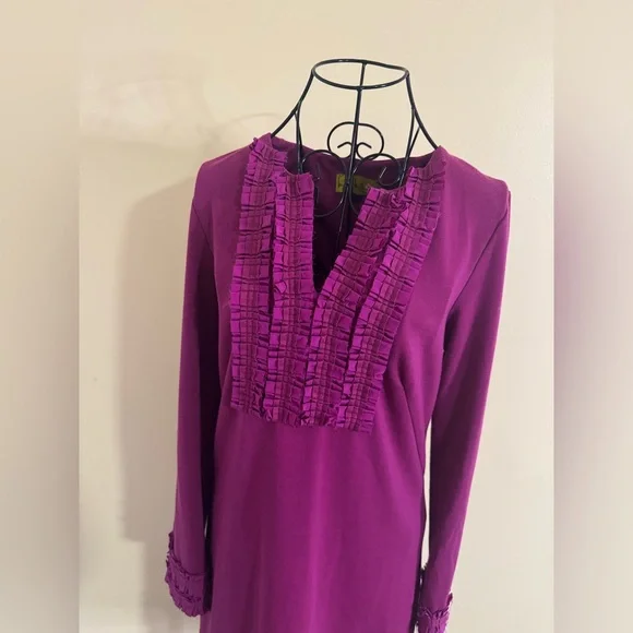 Nicole Miller Long Sleeve Shift Dress with Ruffle Detailing in Pink Size  Small